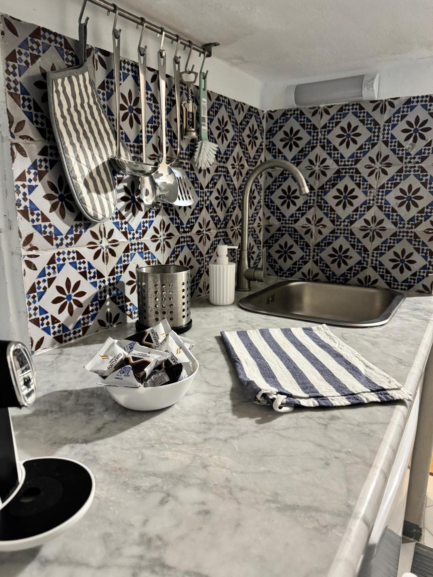 Vetriera Home Palermo Exteriér fotografie